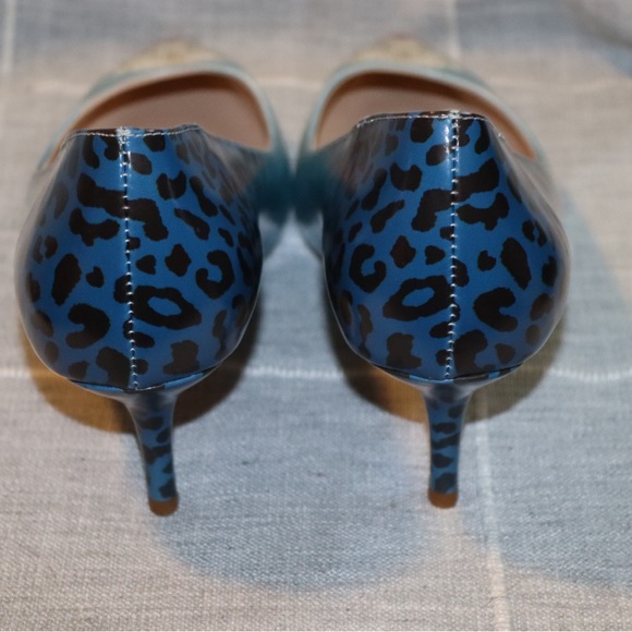 Reindee Lusion size 11 heels with snow leopard and blue leopard print - Picture 7 of 9